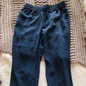 Ann Taylor Jogger dress pants day to night!